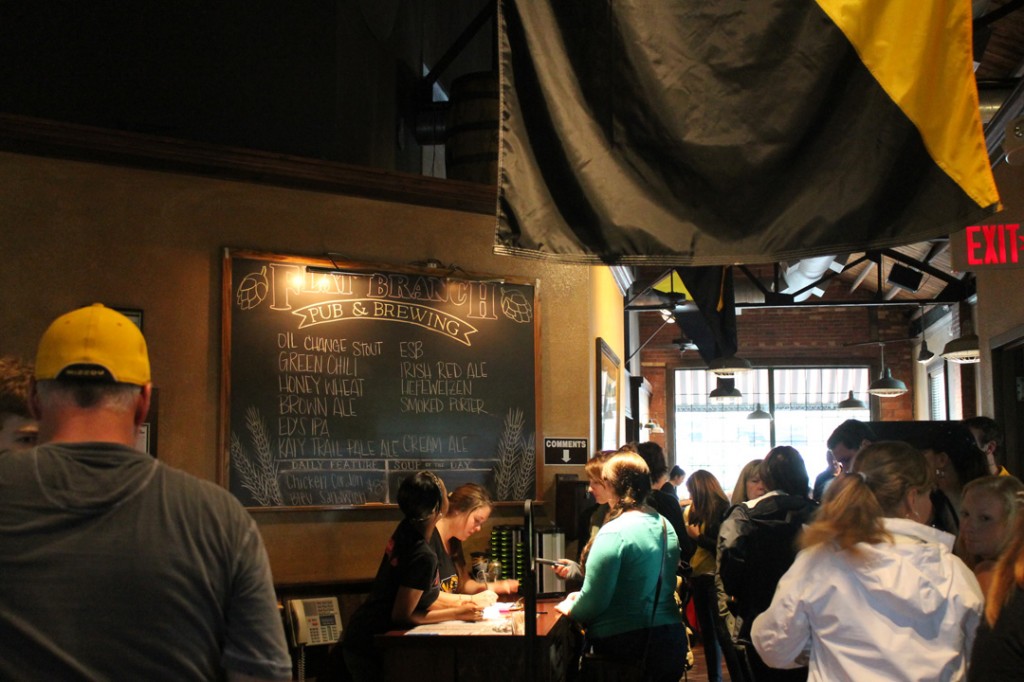 Flat Branch Pub
