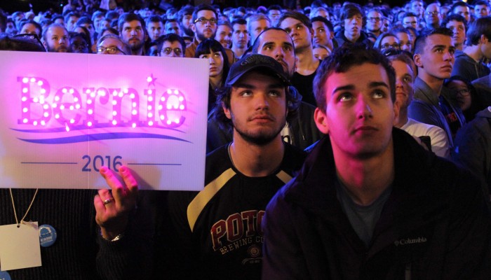 Crowd gathered at a Sen. Bernie Sanders rally in Iowa City. Photo by Ingrid Roettgen/TMN