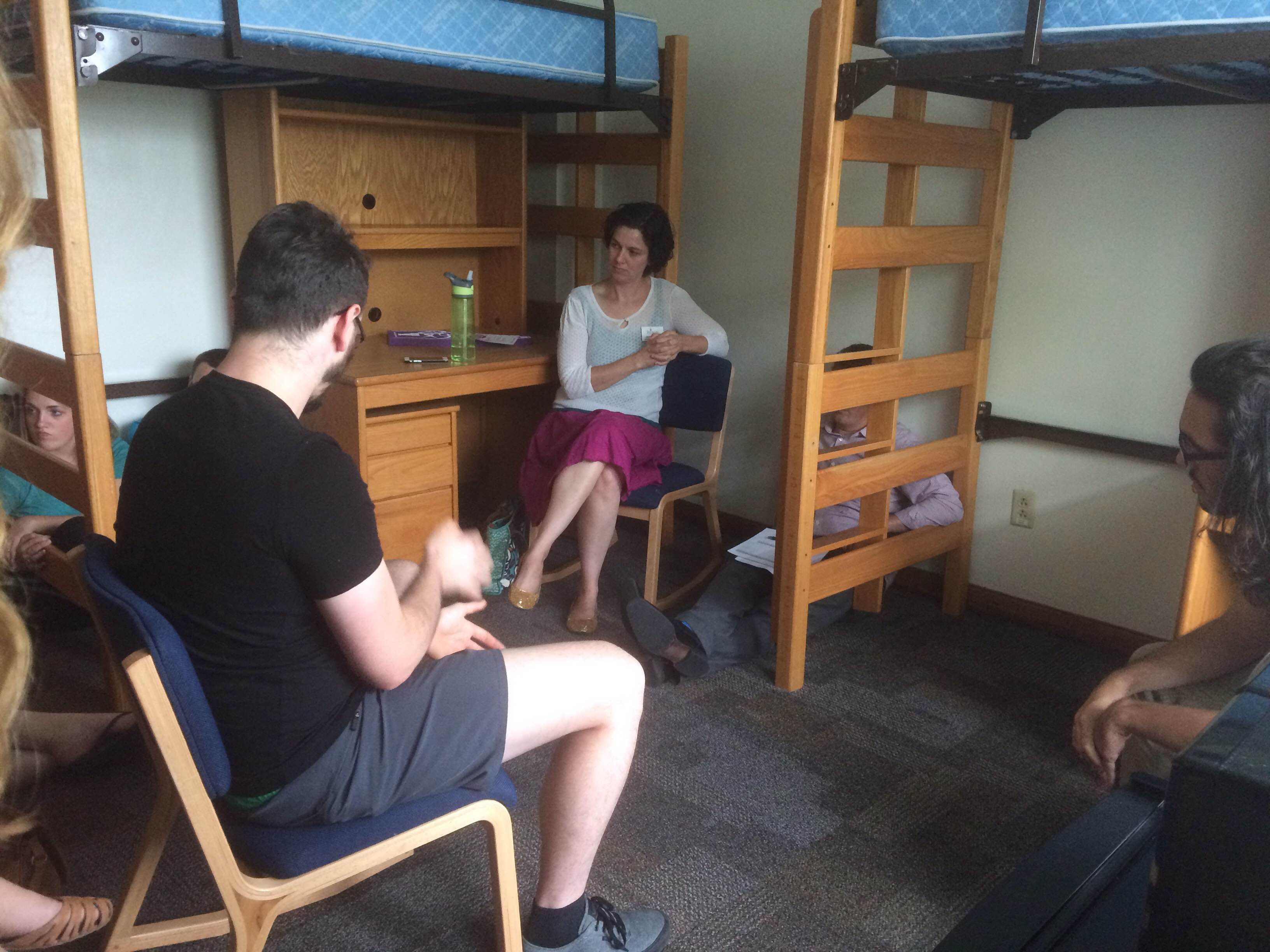 behind-closed-doors-what-it-means-to-be-a-reslife-student-adviser