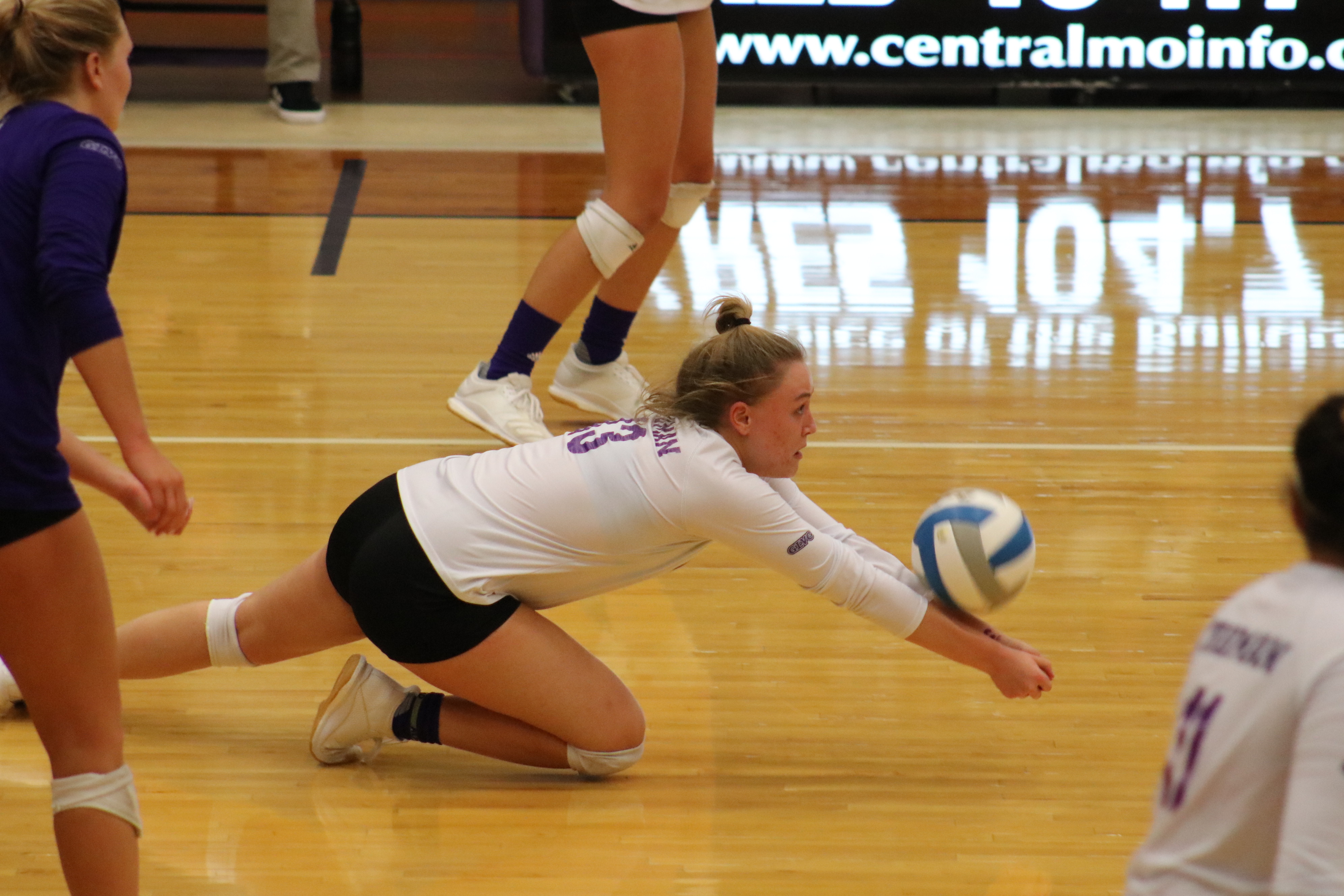 Volleyball picks up win against SBU Truman Media Network