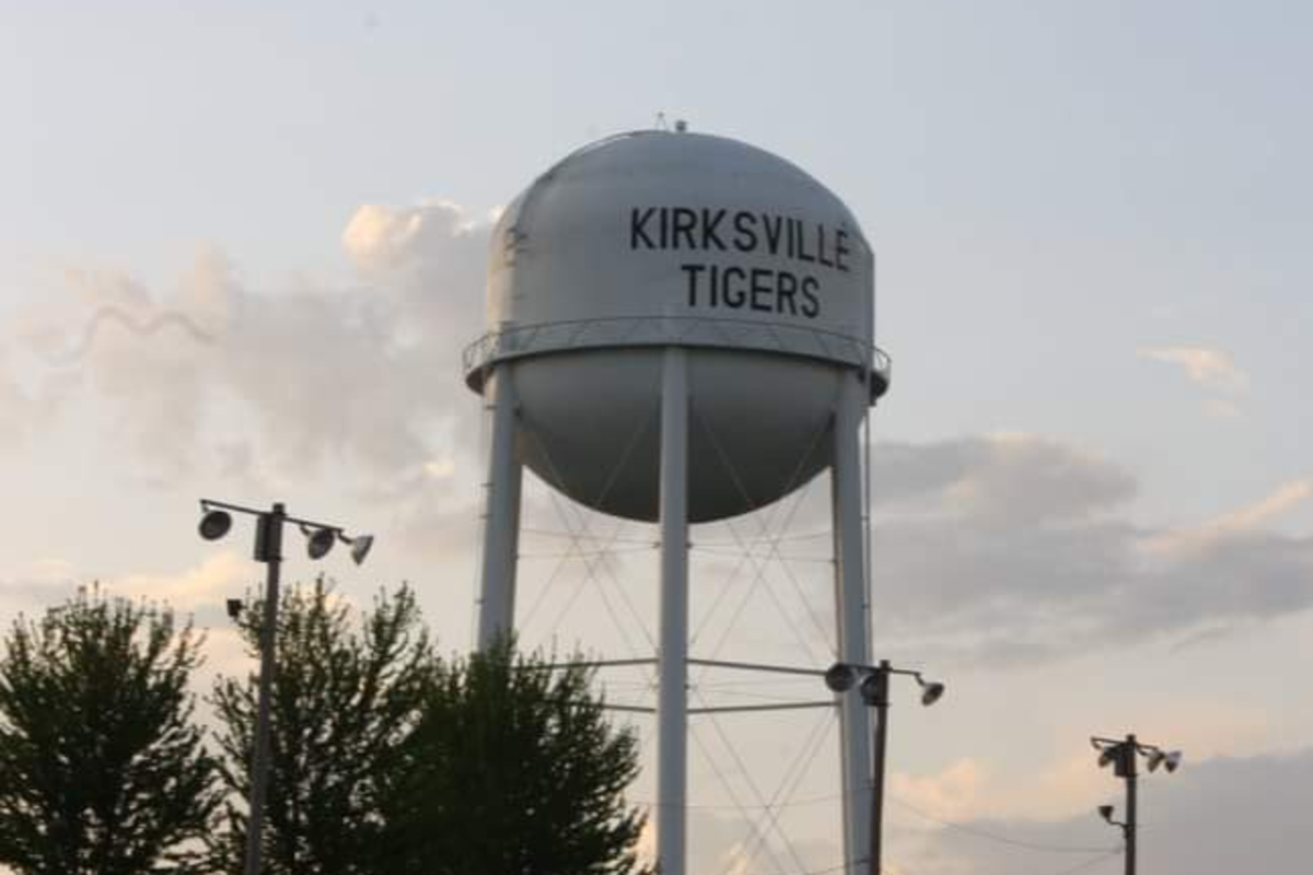 Kirksville High School football finishes season without outbreak