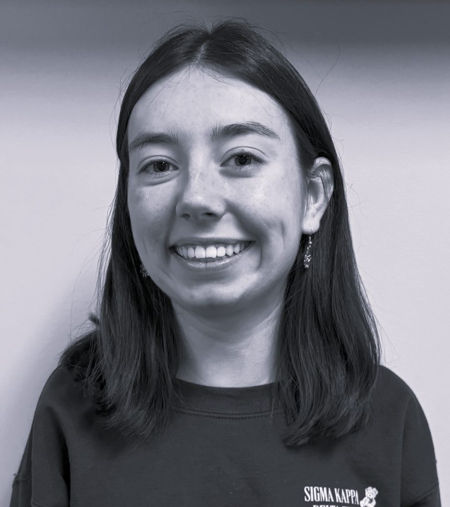 Kaylee headshot